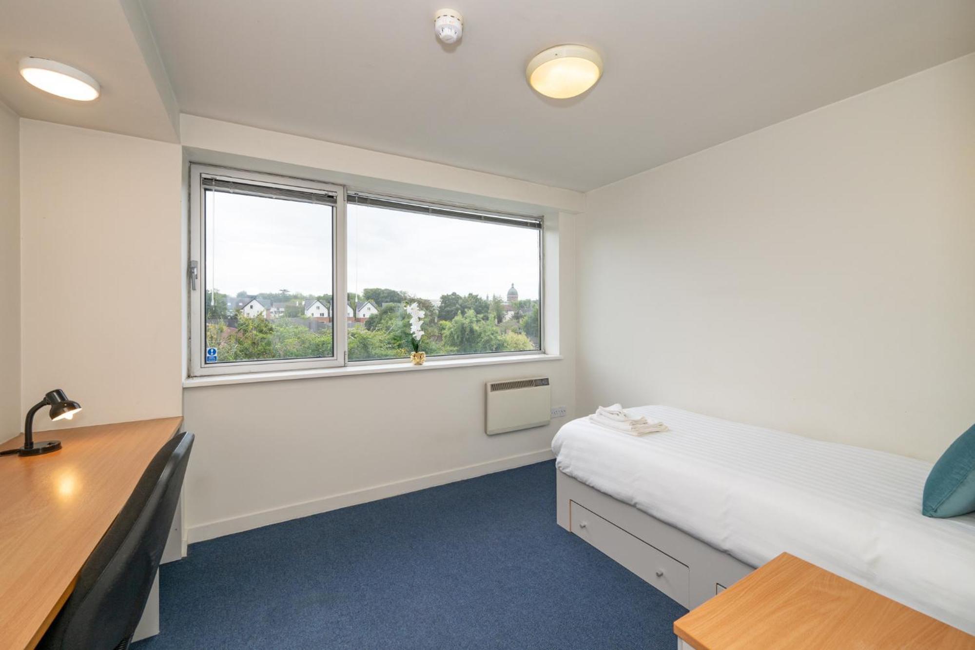 Victoria Mills - Ucc Summer Beds Cork Extérieur photo