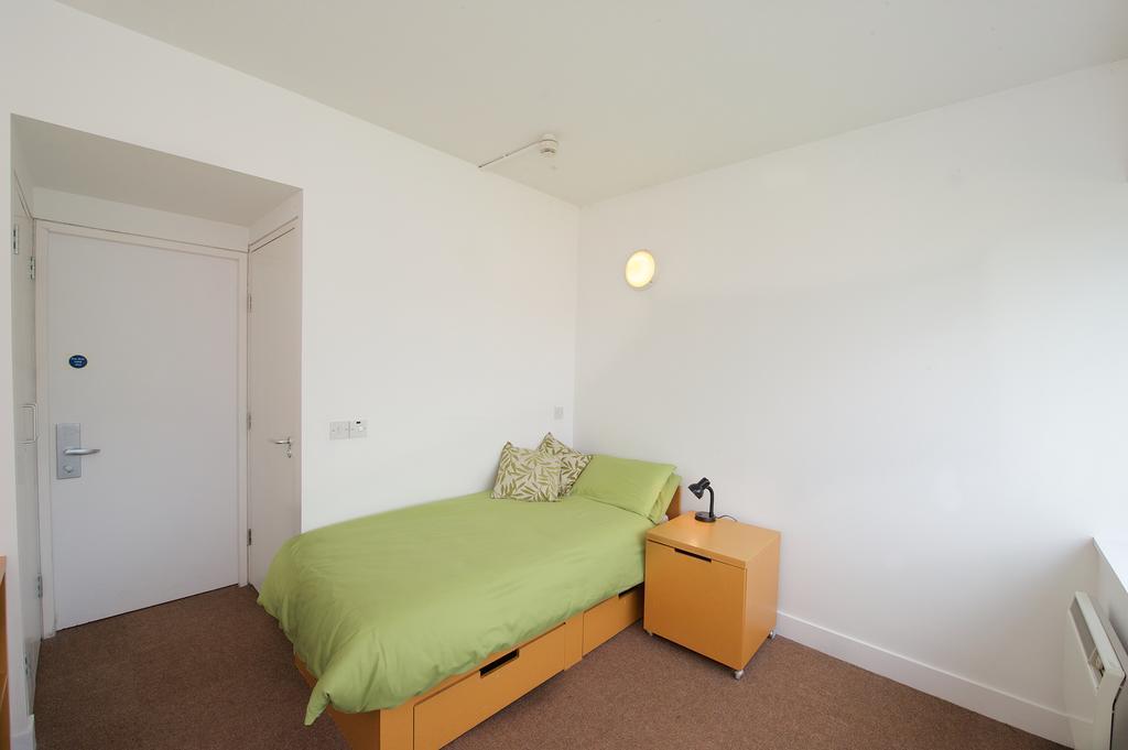 Victoria Mills - Ucc Summer Beds Cork Extérieur photo